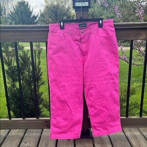 Lauren Jeans Co. Bright Pink Women's Capris Size 16   100% Cotton